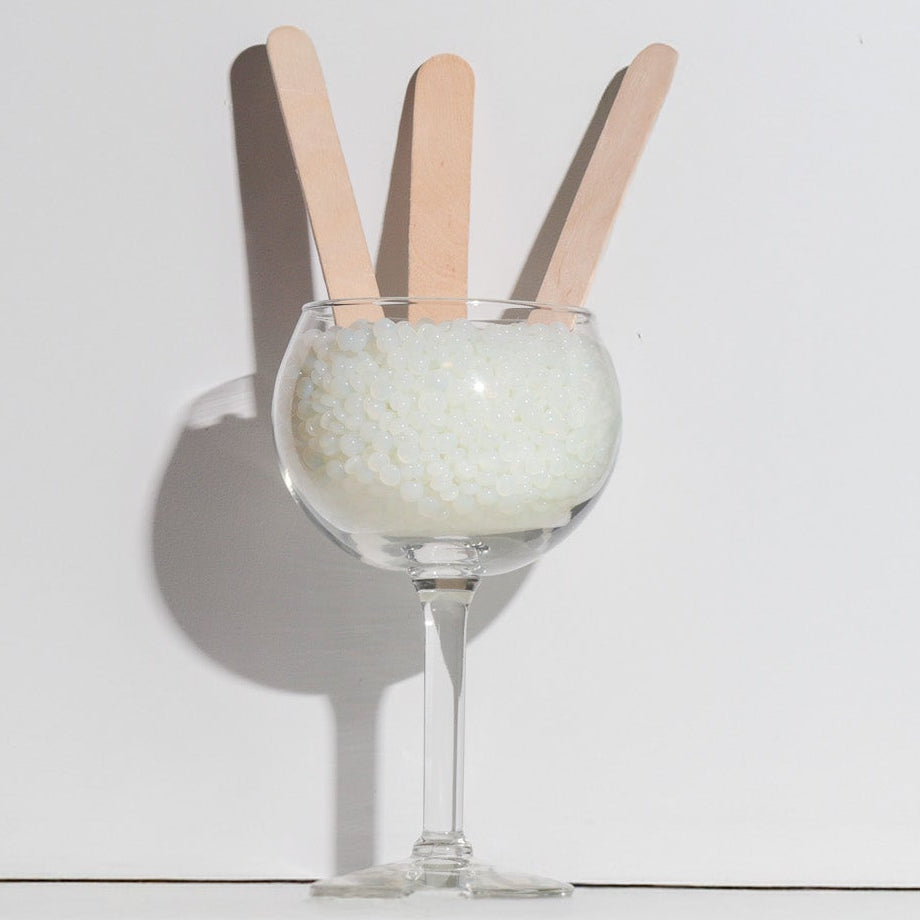 White Pearl MaeMae Bushbeads Black Coral wax Waxness Italwax